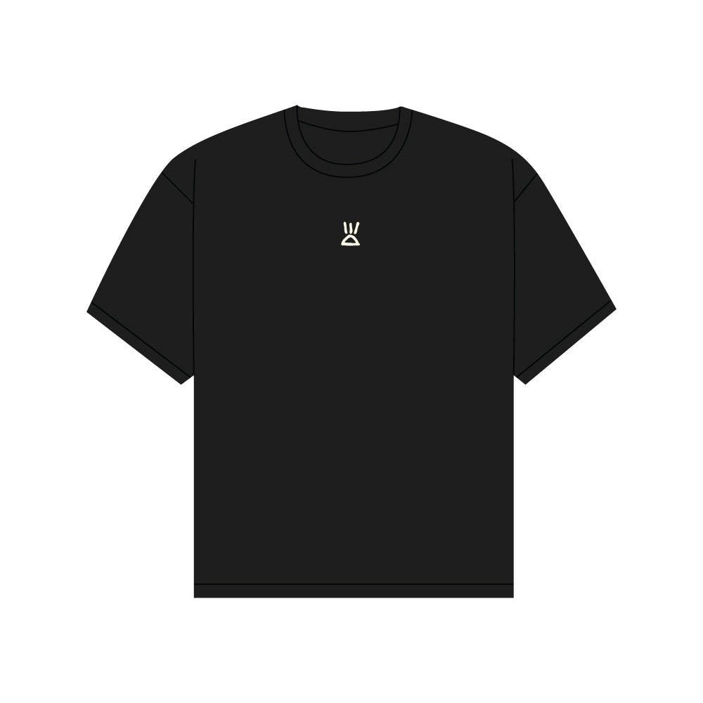 Escape the average black tee